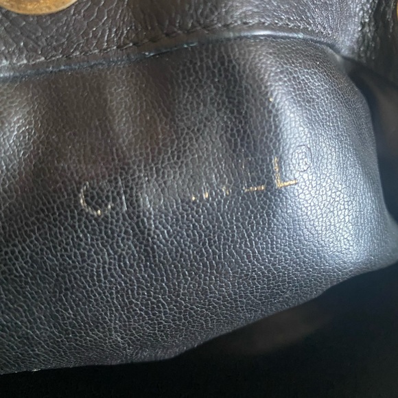 Authentic CHANEL CAVIAR BLACK BUCKET DRAWSTRING BAG WITH POUCH & DUST BAG - Picture 7 of 7